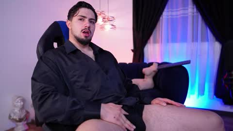 Snapshot of maximo_rodriguez chatting on 02-27-26, 04:56 Maximo online show from 02-27-26, 04:56