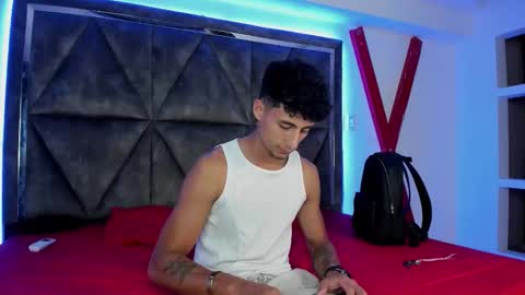 Maximo online show from 10-21-25, 07:14