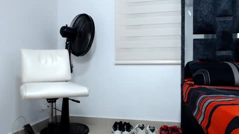 Maximo Sebastian online show from 01-19-25, 03:08