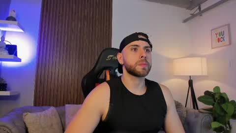 Maximo Wolf online show from 07-16-26, 10:49