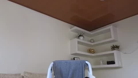 Sebastian online show from 02-13-25, 06:48