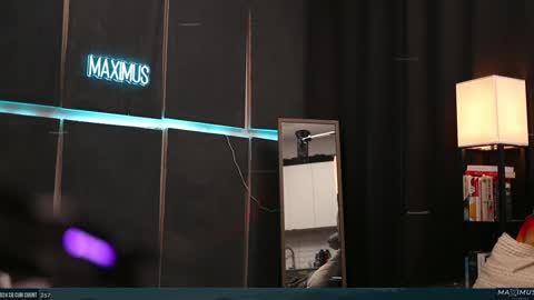 Snapshot of maximus_787 chatting on 12-15-24, 10:58 Maximus7871 online show from 12-15-24, 10:58