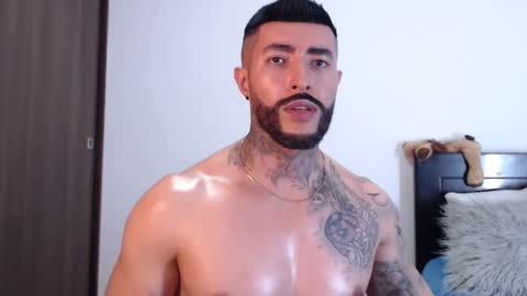 Independent Model online show from 02-12-25, 04:01
