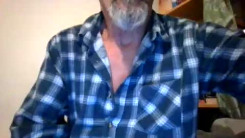 Max online show from 04-28-26, 02:27