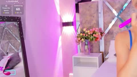 Maxi Rogers online show from 11-29-25, 11:02