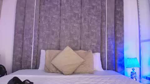 Maxi Rogers online show from 06-26-26, 11:58