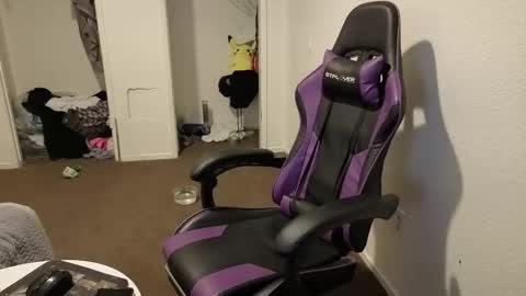  IG  online show from 10-10-25, 11:31