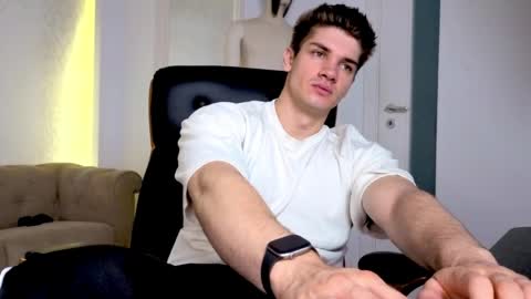MaxKaiden online show from 06-09-26, 04:13