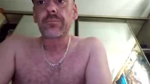 maxlme2721063 online show from 06-10-26, 07:13