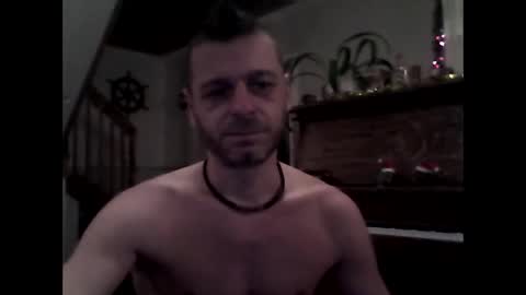 MaxTheWolf online show from 12-27-24, 11:39