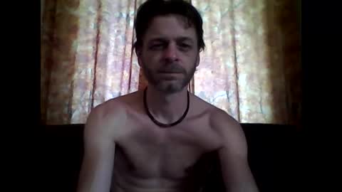 Snapshot of maxthewolf chatting on 06-07-26, 09:40 MaxTheWolf online show from 06-07-26, 09:40