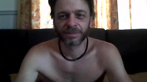 Snapshot of maxthewolf chatting on 06-20-26, 08:44 MaxTheWolf online show from 06-20-26, 08:44