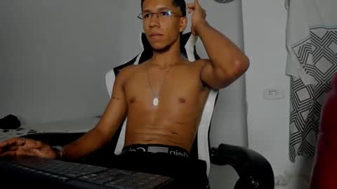 maxvibe420 online show from 10-08-25, 08:28