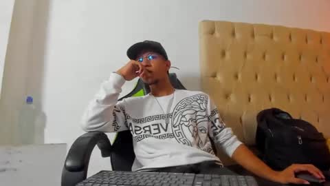 maxvibe420 online show from 10-16-25, 01:34