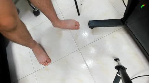 maxvolturi_ online show from 04-21-26, 02:51