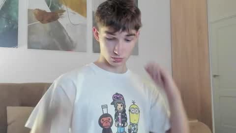 Snapshot of maxwellchik chatting on 09-12-25, 01:55 maxwellchik online show from 09-12-25, 01:55