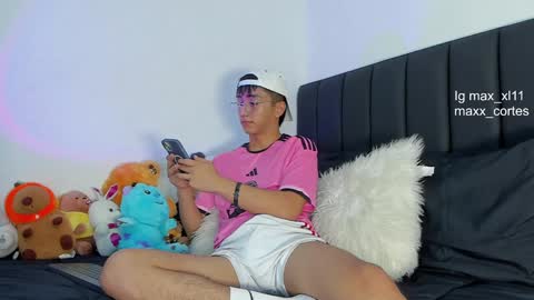 Snapshot of maxx_cortes chatting on 01-31-25, 10:52 maxx_cortes online show from 01-31-25, 10:52