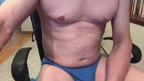 Max online show from 10-29-25, 07:32