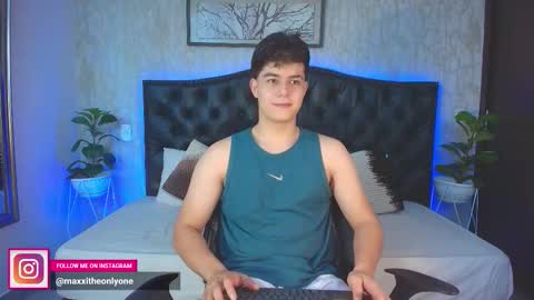 Maxxi online show from 12-02-25, 04:51