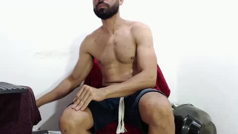 Snapshot of maxxx_miller chatting on 11-24-25, 05:34 airam miller online show from 11-24-25, 05:34