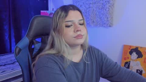 Maxine Minx online show from 12-07-24, 08:22