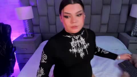 Maxine Minx online show from 03-10-26, 11:32