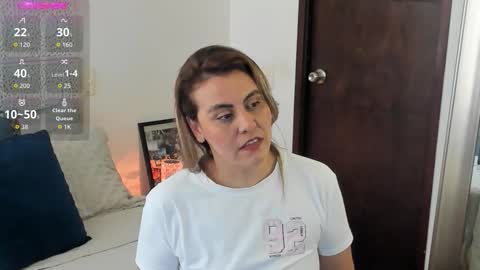 Victoria online show from 02-15-26, 04:36