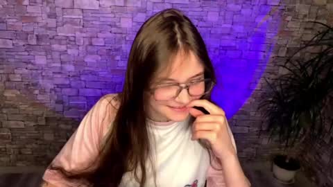 may online show from 04-25-26, 04:26