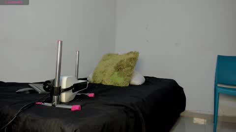 Maya online show from 03-08-26, 11:47