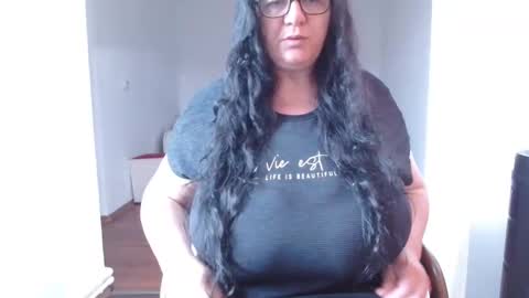 Snapshot of mayabbw50tits chatting on 05-09-26, 07:13 Maya online show from 05-09-26, 07:13