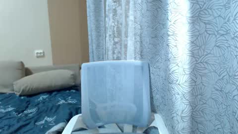 Snapshot of mayacateyes chatting on 02-26-26, 07:24 Maya online show from 02-26-26, 07:24