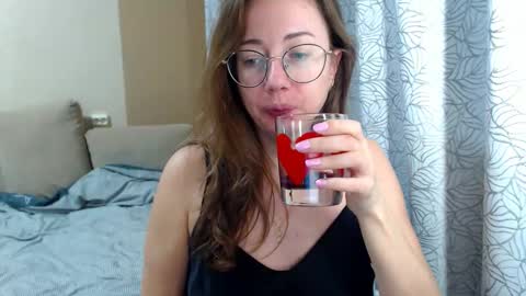 Snapshot of mayacateyes chatting on 02-28-26, 07:48 Maya online show from 02-28-26, 07:48