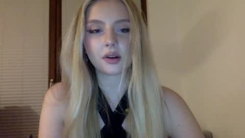 mayaflirt online show from 04-22-26, 08:21