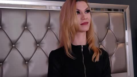 Maya online show from 04-27-26, 04:43