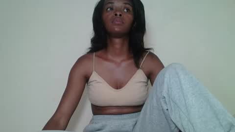 mayalabelle online show from 11-07-25, 09:42