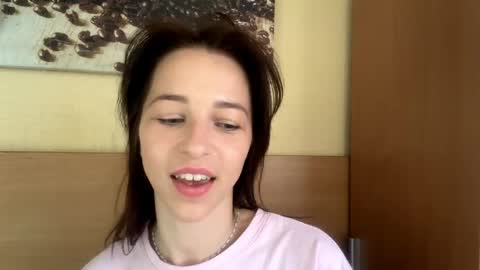 Snapshot of mayarede chatting on 05-28-26, 09:06 mayarede online show from 05-28-26, 09:06