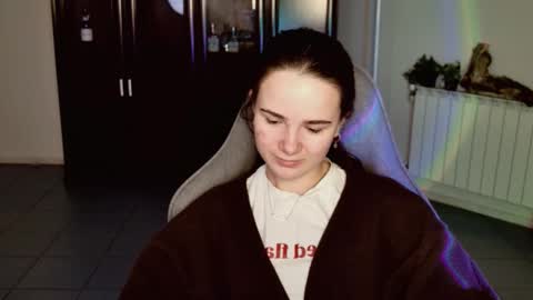 maybloom_ online show from 01-08-26, 09:11