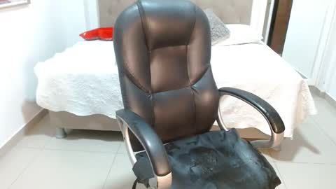 MAYA online show from 02-21-25, 11:54