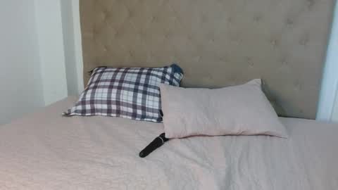 MAYA online show from 10-08-25, 09:34