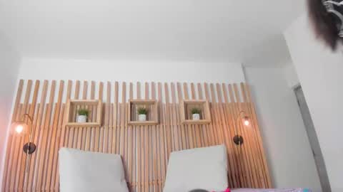 Maye Wells online show from 01-06-26, 07:06