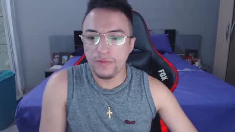 Mayke online show from 11-17-25, 01:39