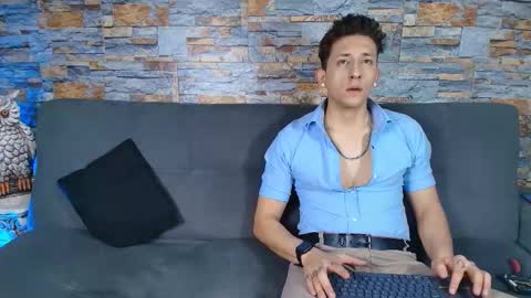 Snapshot of maykol_victoria chatting on 11-13-25, 07:07 Maykol victoria1624 online show from 11-13-25, 07:07