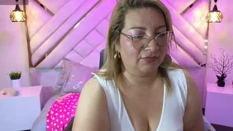 Mailyn online show from 01-28-25, 10:45