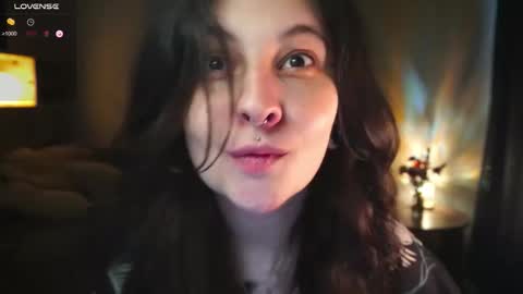 Mary  . online show from 10-09-25, 05:49