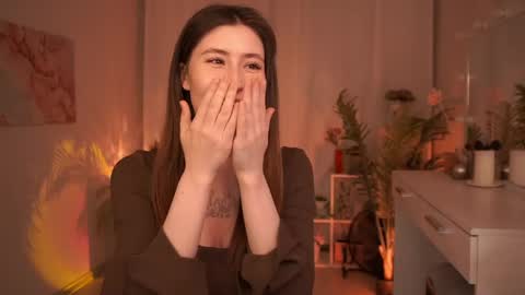  May  online show from 04-10-26, 05:45