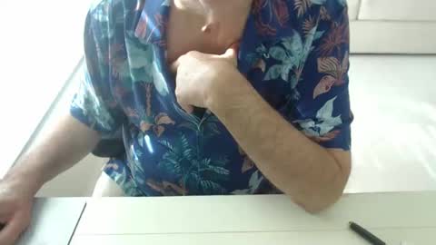 Snapshot of mbeastie chatting on 11-02-25, 07:16 Beastie online show from 11-02-25, 07:16