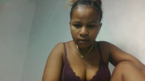 Snapshot of mbotyelizia chatting on 03-08-26, 10:52 mbotyelizia online show from 03-08-26, 10:52