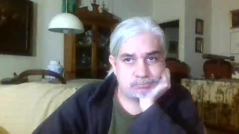 Snapshot of mc_manu chatting on 12-28-24, 09:40 Manu online show from 12-28-24, 09:40
