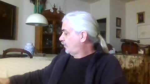 Snapshot of mc_manu chatting on 02-01-25, 08:05 Manu online show from 02-01-25, 08:05