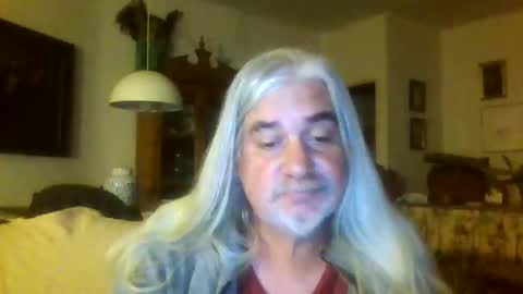 Snapshot of mc_manu chatting on 11-22-25, 06:18 Manu online show from 11-22-25, 06:18